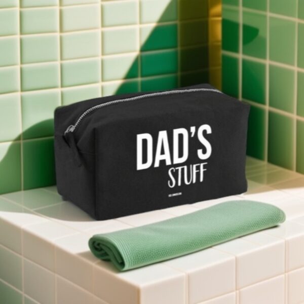 Dad's stuff toilettas