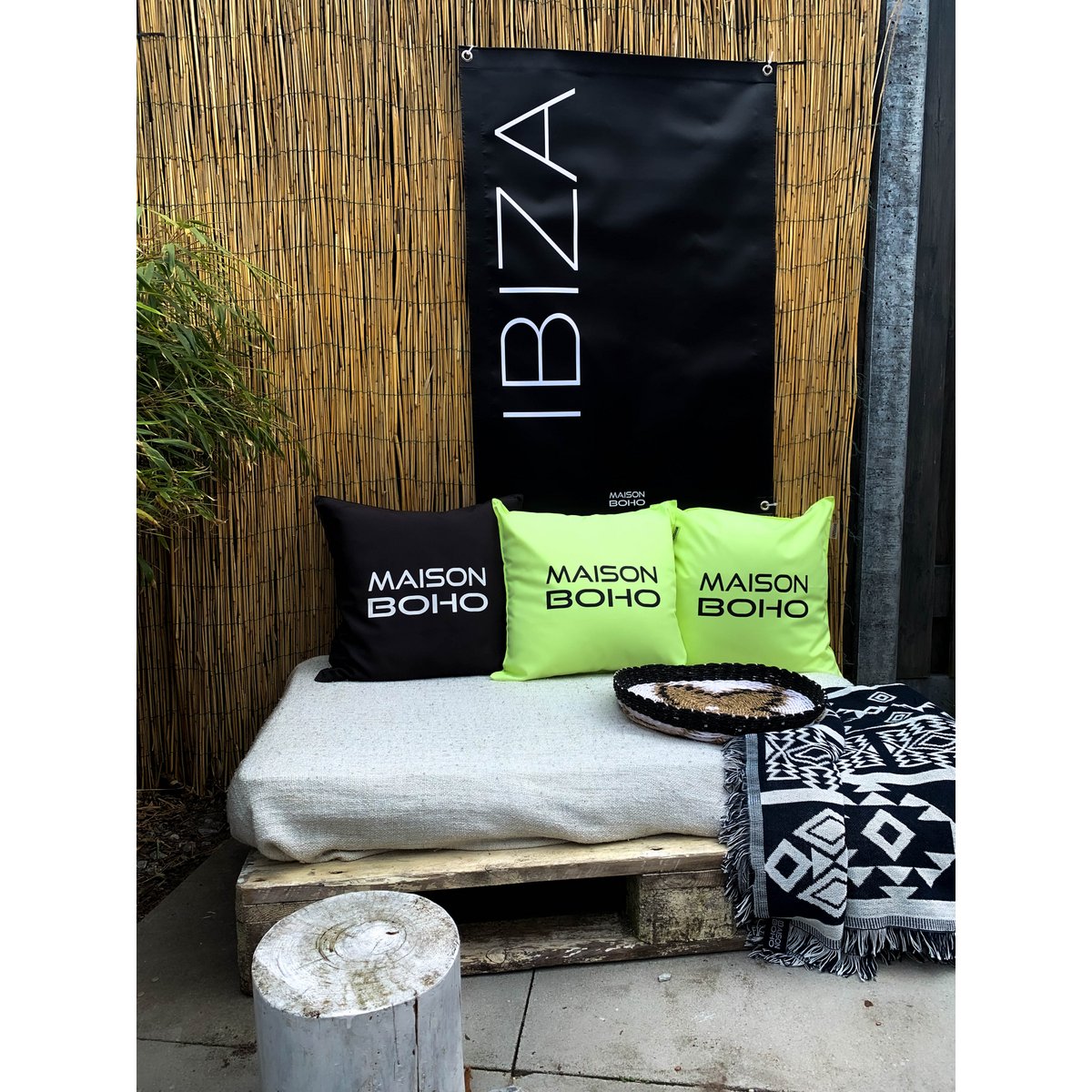Ibiza tuinposter (zwart) 3 Maison Boho sfeerbeeld